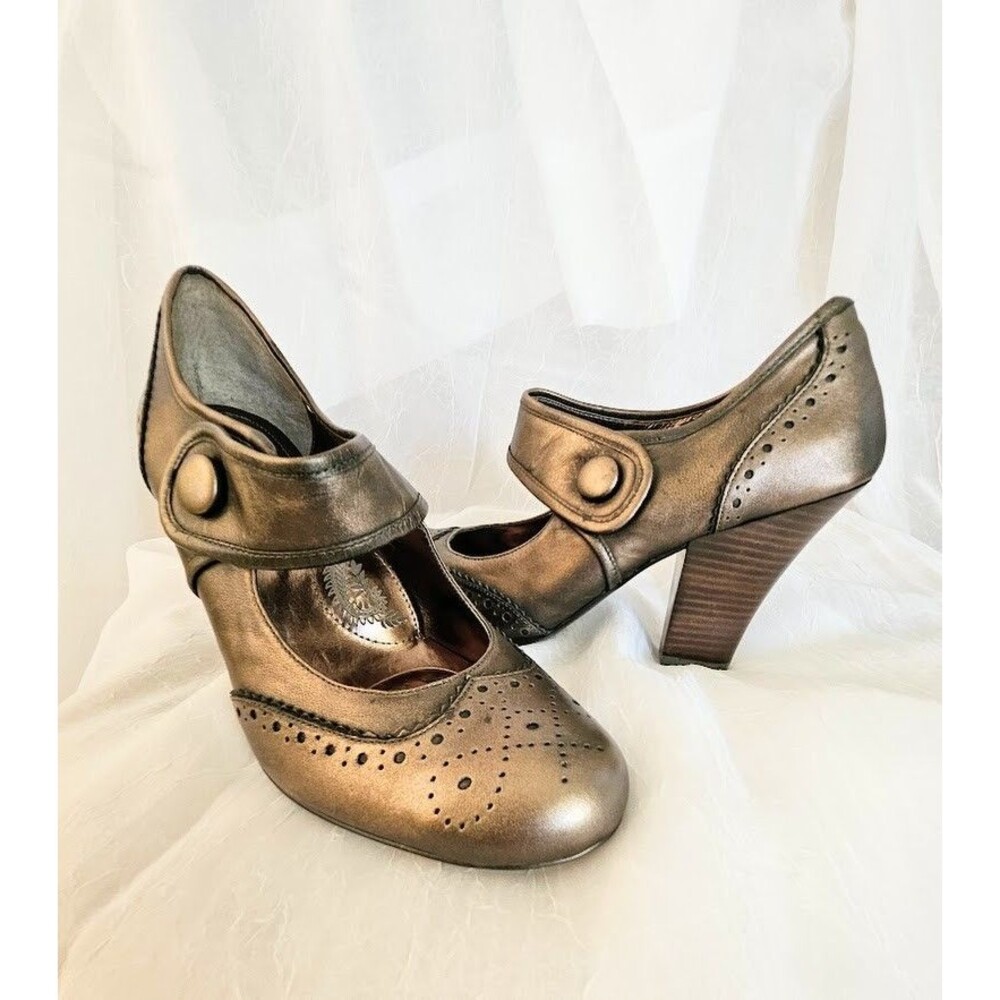 Sofft Metallic Bronze Leather Women's Pumps, size 9M, Mary Jane style, Unworn